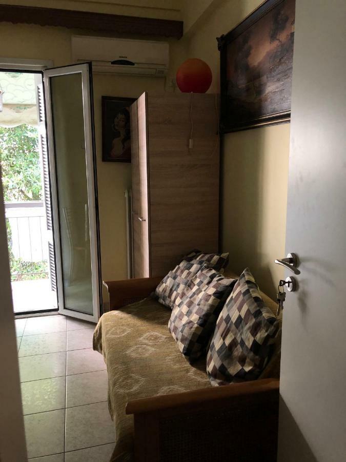 Anna Apartment In Kypseli Athènes Extérieur photo